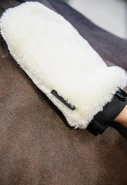 82136 01BLACK GROOMING DELUXE