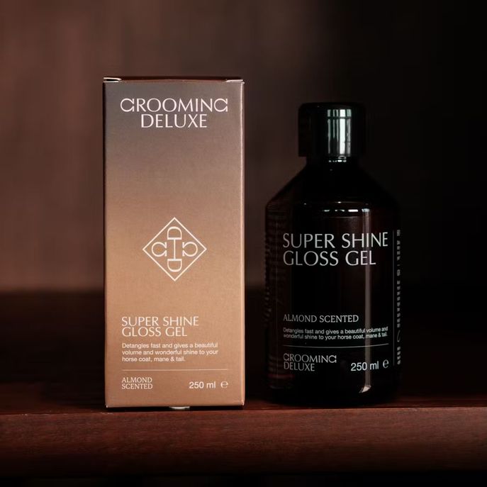 GROOMING DELUXE Lucidapelo GD Super Shine Gloss Gel Almond 250 ml 72111 NEUTRO 