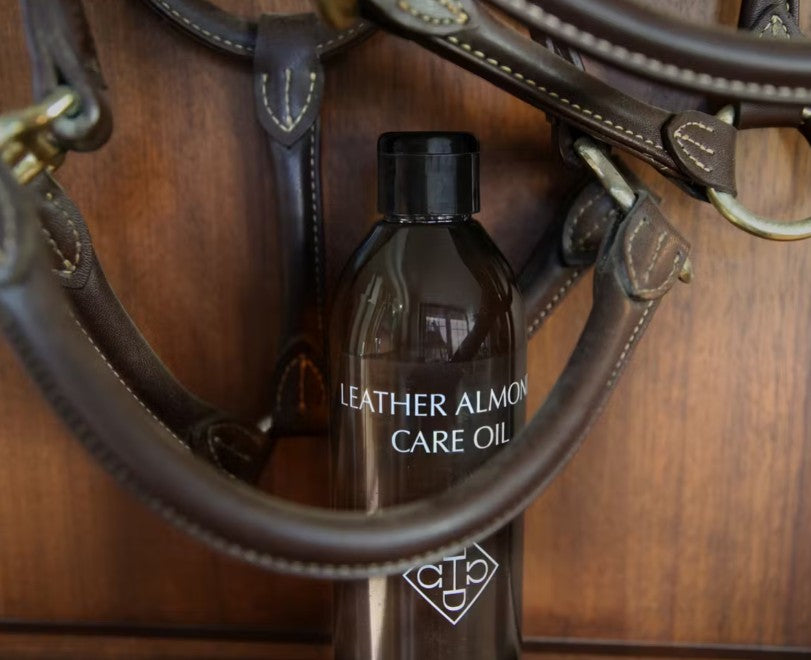 GROOMING DELUXE GROOMING DELUXE Leather Almond Care Oil 500Ml Grooming Deluxe nan Cura Del Cuoio 72119 NEUTRO 