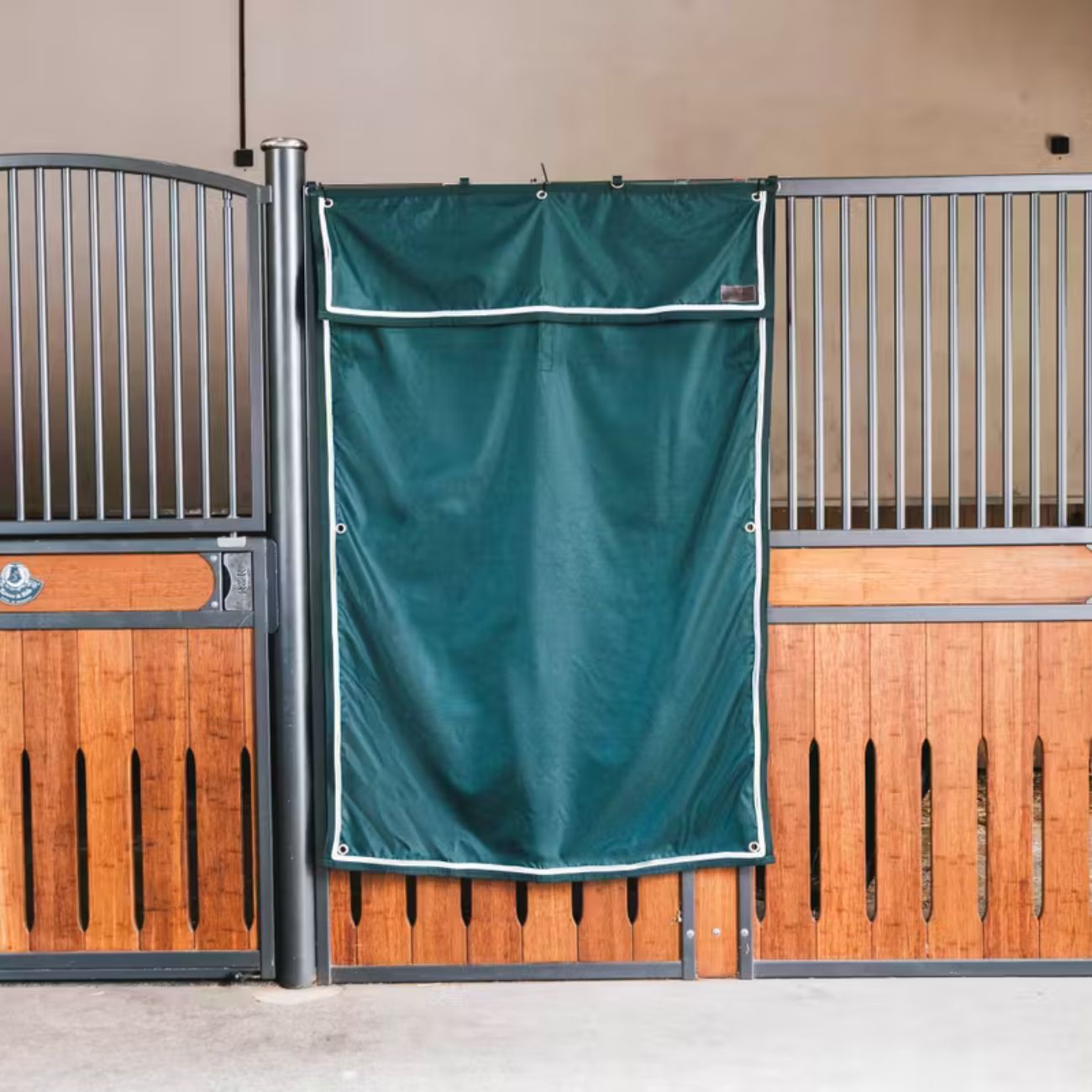 KENTUCKY KENTUCKY STABLE CURTAIN WATERPROOF CLASSIC 135cmX200cm KENTUCKY Verde accessori per la scuderia 82159 73DARKGREEN 