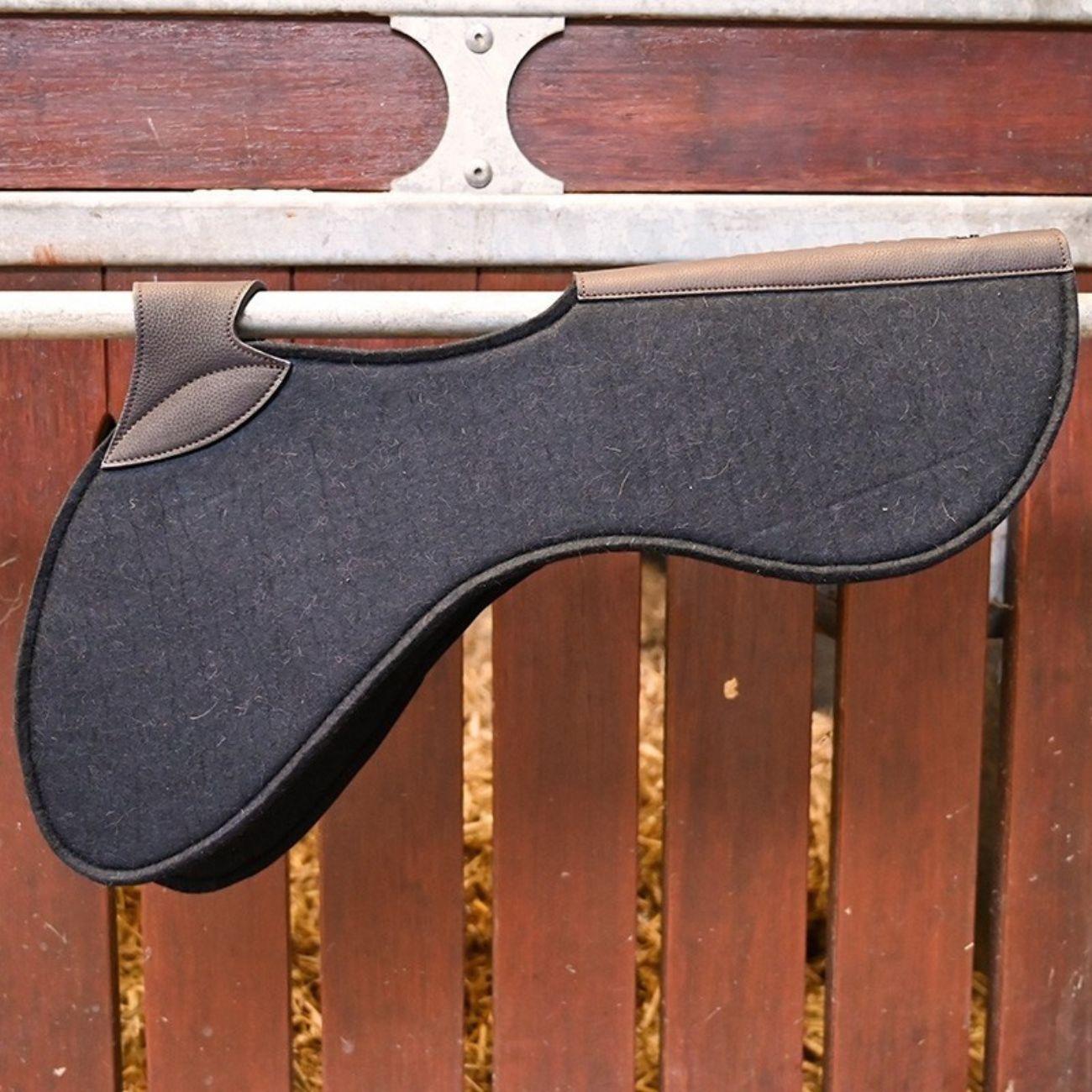 JUMP'IN PAD IN FELTRO E PELLE CON BUCO JUMP'IN HAVANA sottosella AFN 09JUAFN HAVANA JUMP'IN 