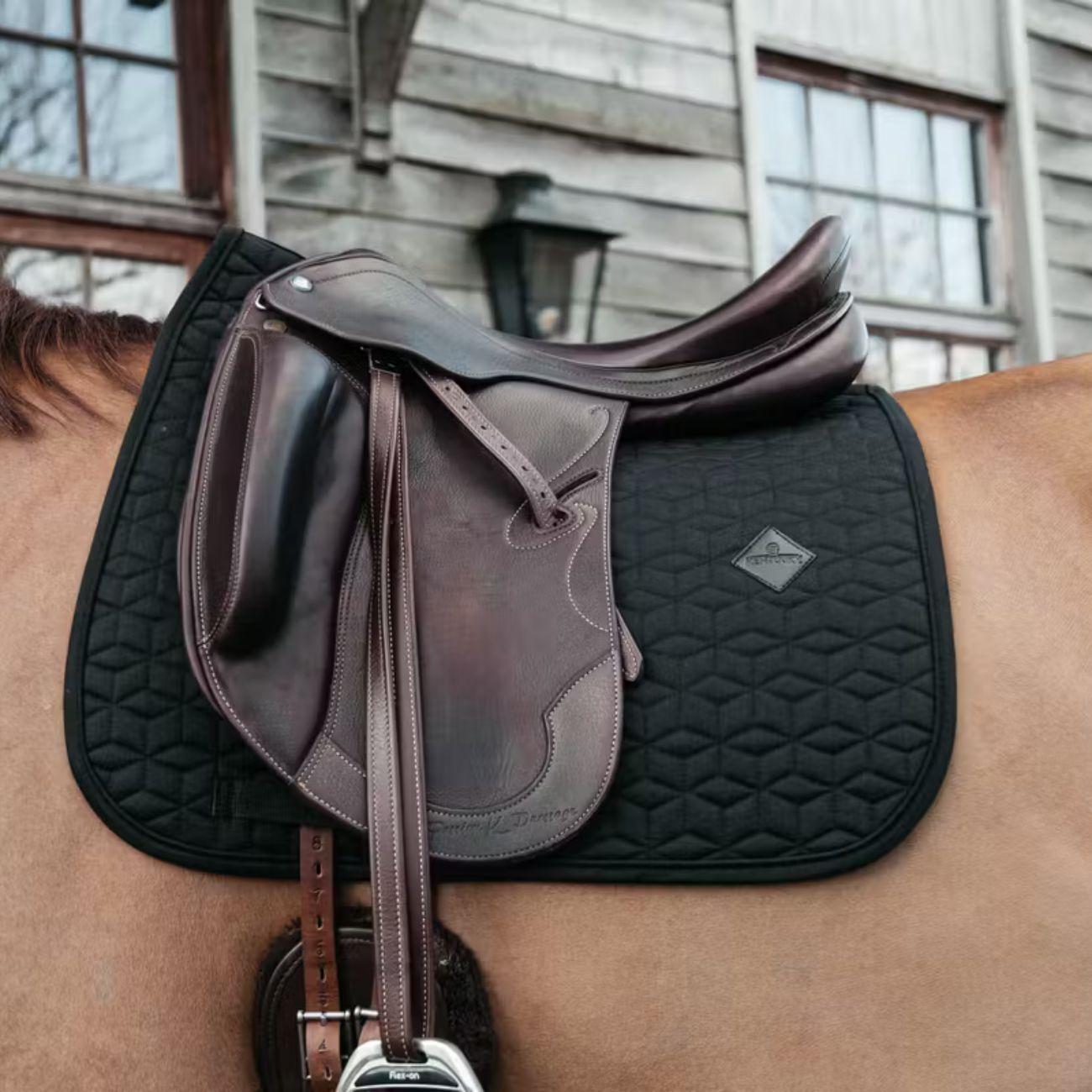 Saddle pad DRESSAGE CLASSIC KENTUCKY 42803-DR 01BLACK KENTUCKY