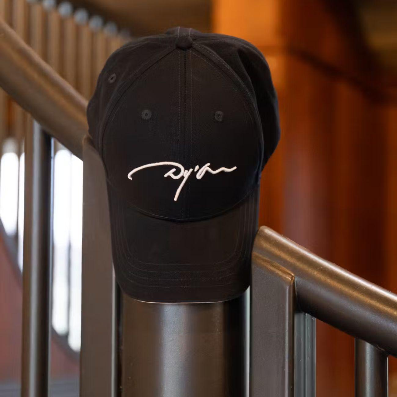 DY'ON CAP DY'ON WITH LOGO Bianco CAPPELLI E BERRETTI 42742 03-02WHITE/NAVY DY'ON 