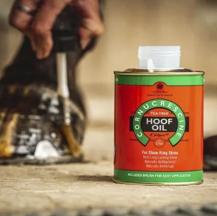Carr & Day & Martin OLIO PER ZOCCOLI TEA TREE HOOF OIL  cura cavallo/cuoio 726013 050 NEUTRO CARR AND DAY AND MARTIN 